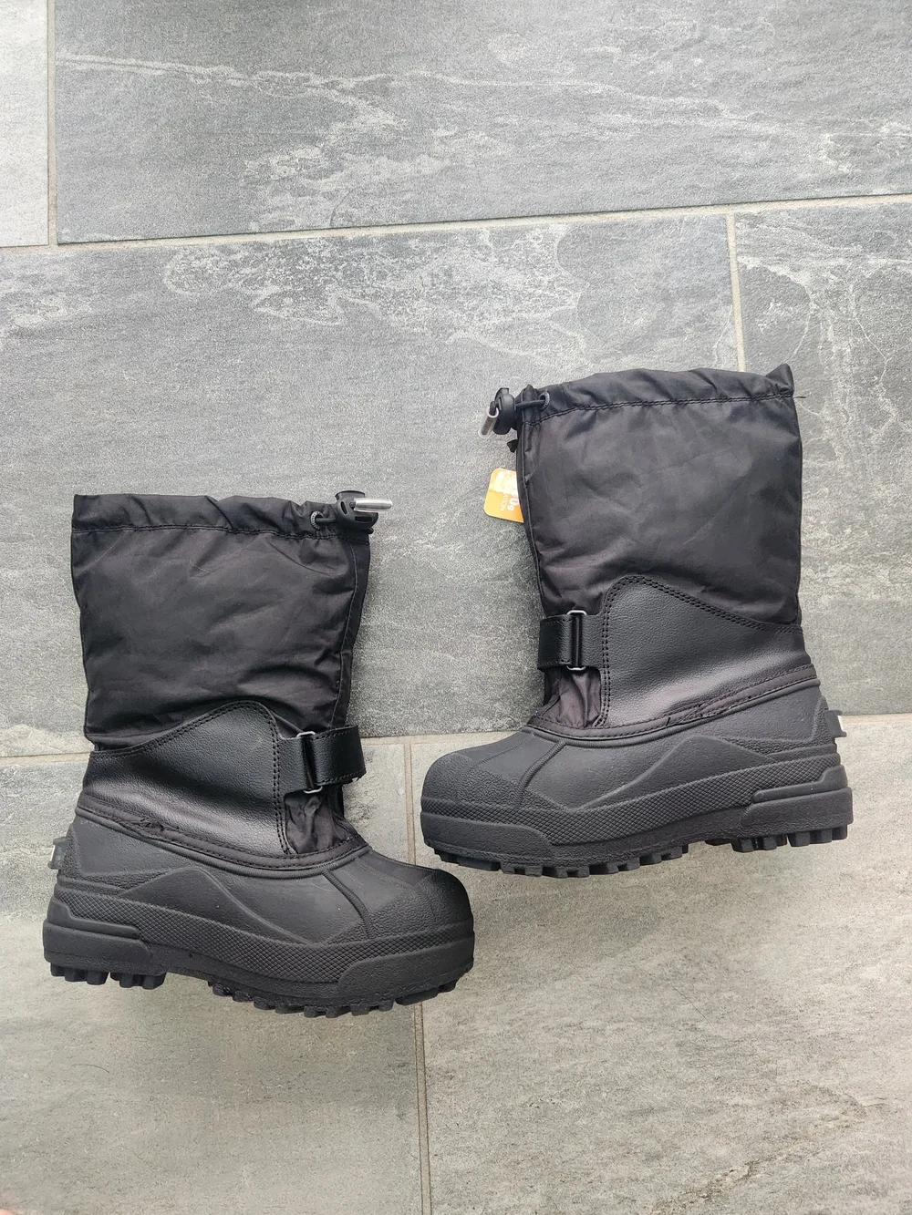 Kids Columbia Black Insulated Winter Boots